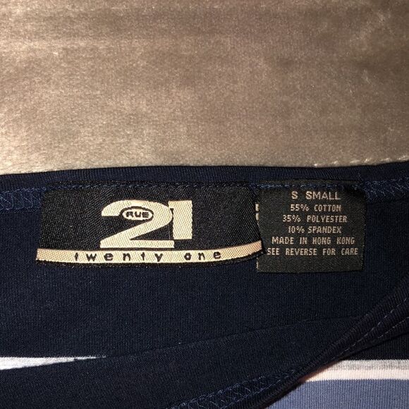 Rue21 XXS Crop Sleeveless Horizontal Stripe Multicolored Tank - Picture 3 of 6